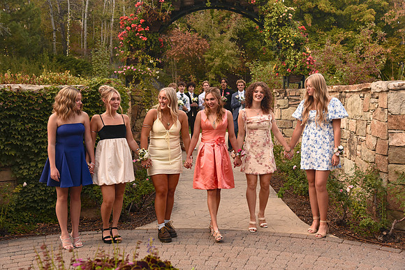 LHS_Hoco-111