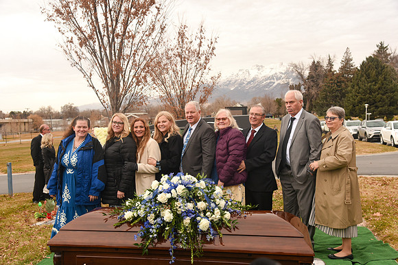 Funeral-087