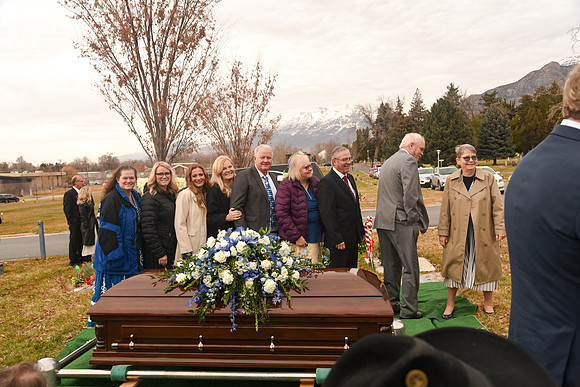 Funeral-091