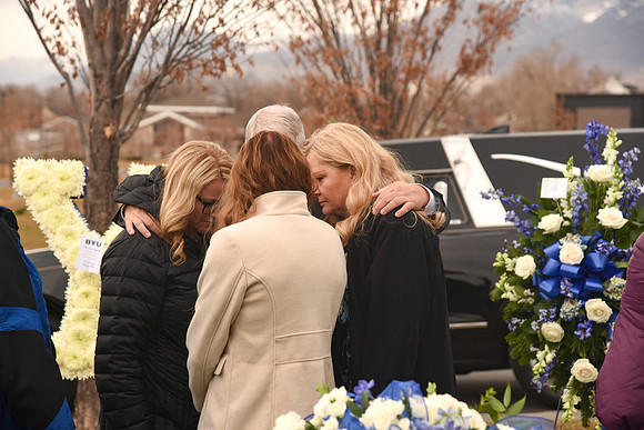 Funeral-099