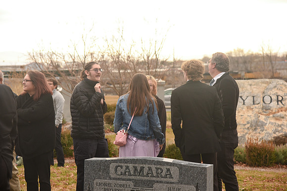 Funeral-114