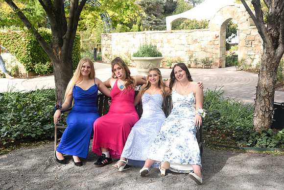 Westlake_Prom_26-186